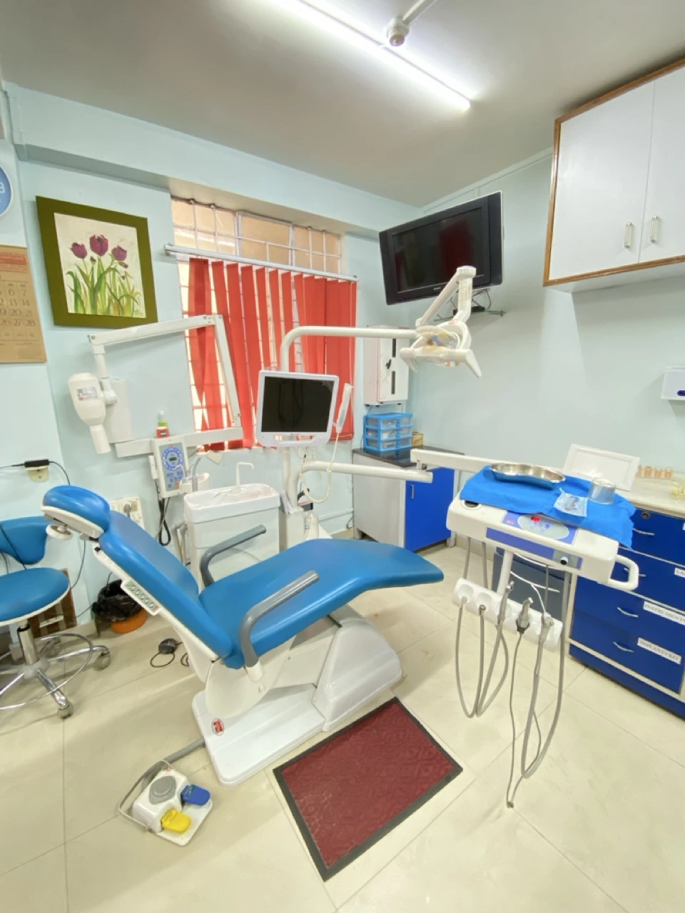 Modern dental chair overlooking hills